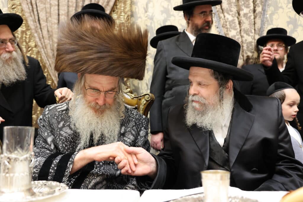 בהארנאסטייפל חגגו בר מצווה לנכד האדמו"ר