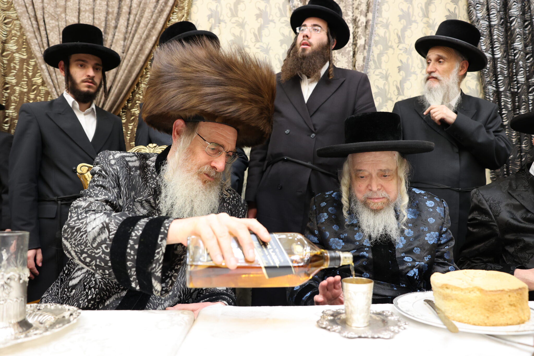 בהארנאסטייפל חגגו בר מצווה לנכד האדמו"ר