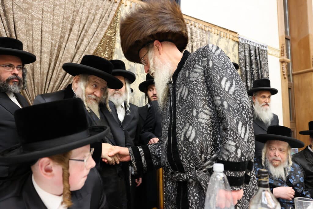 בהארנאסטייפל חגגו בר מצווה לנכד האדמו"ר