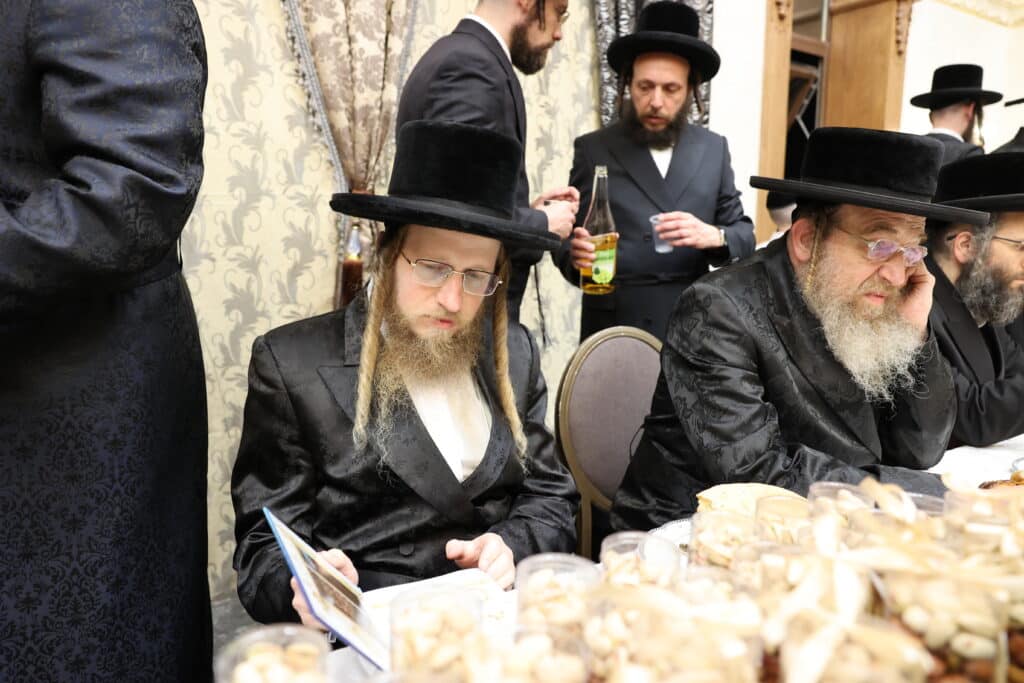 בהארנאסטייפל חגגו בר מצווה לנכד האדמו"ר