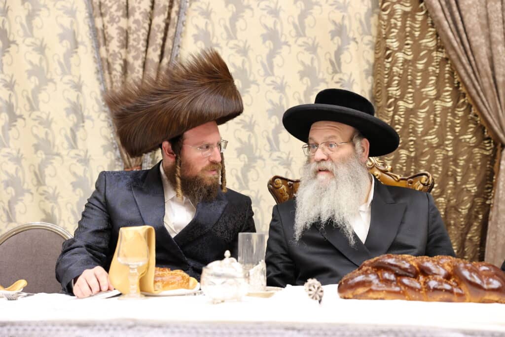 בהארנאסטייפל חגגו בר מצווה לנכד האדמו"ר