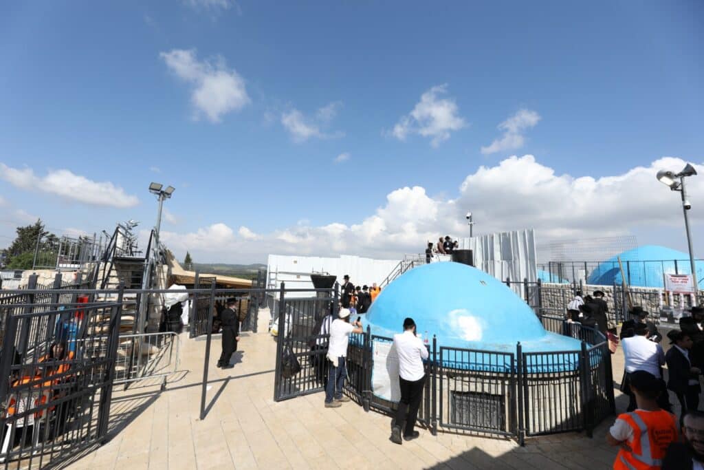 רבבות כבר זורמים למירון • הכטמן מגיש גלריה