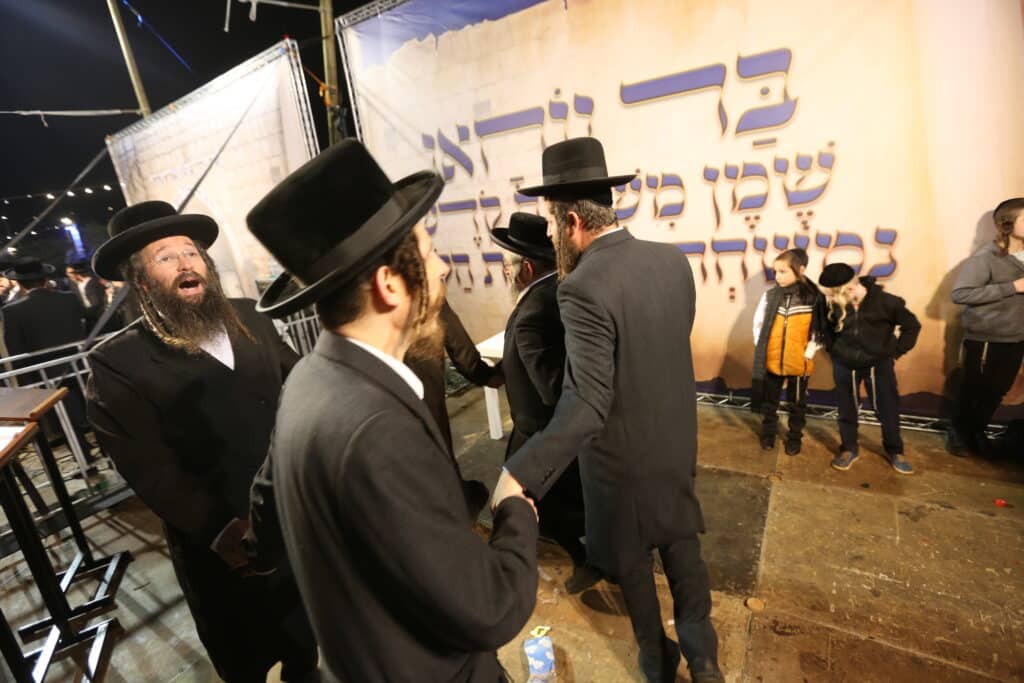 גלריה: ההדלקה המרכזית שע"י קהילת ברסלב "נחלי נצח"