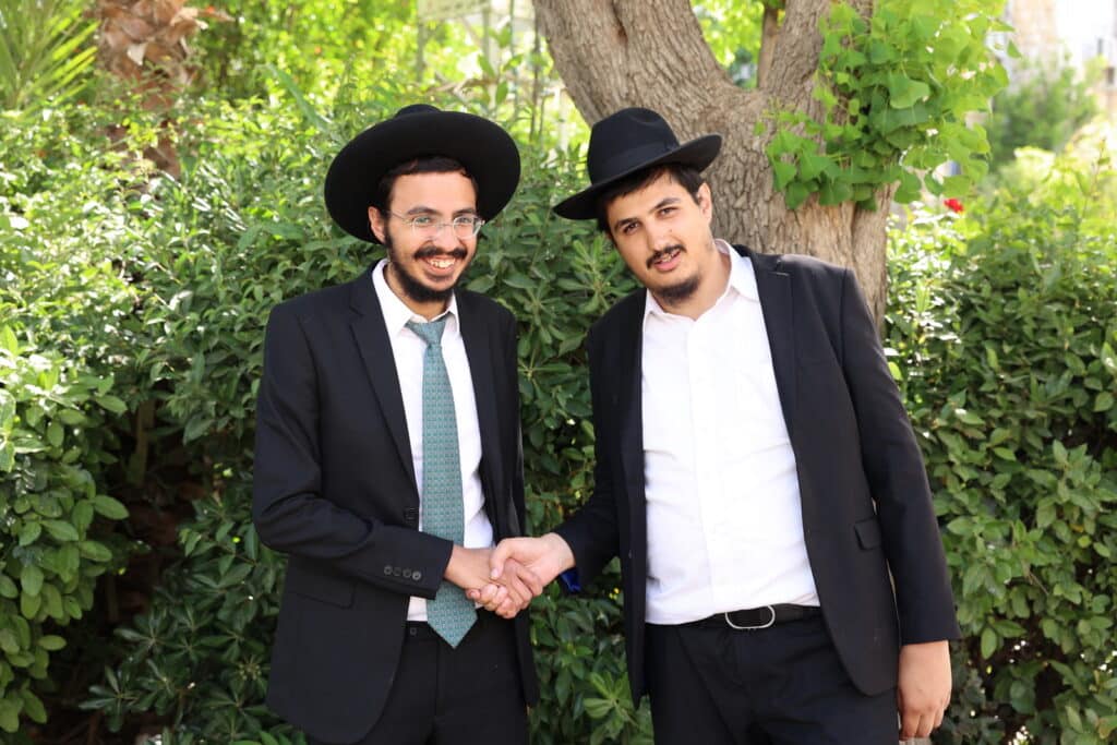 בֵּן בָּא לָנוּ: רב העדה התוניסאית בירושלים חגג ברית לנכדו