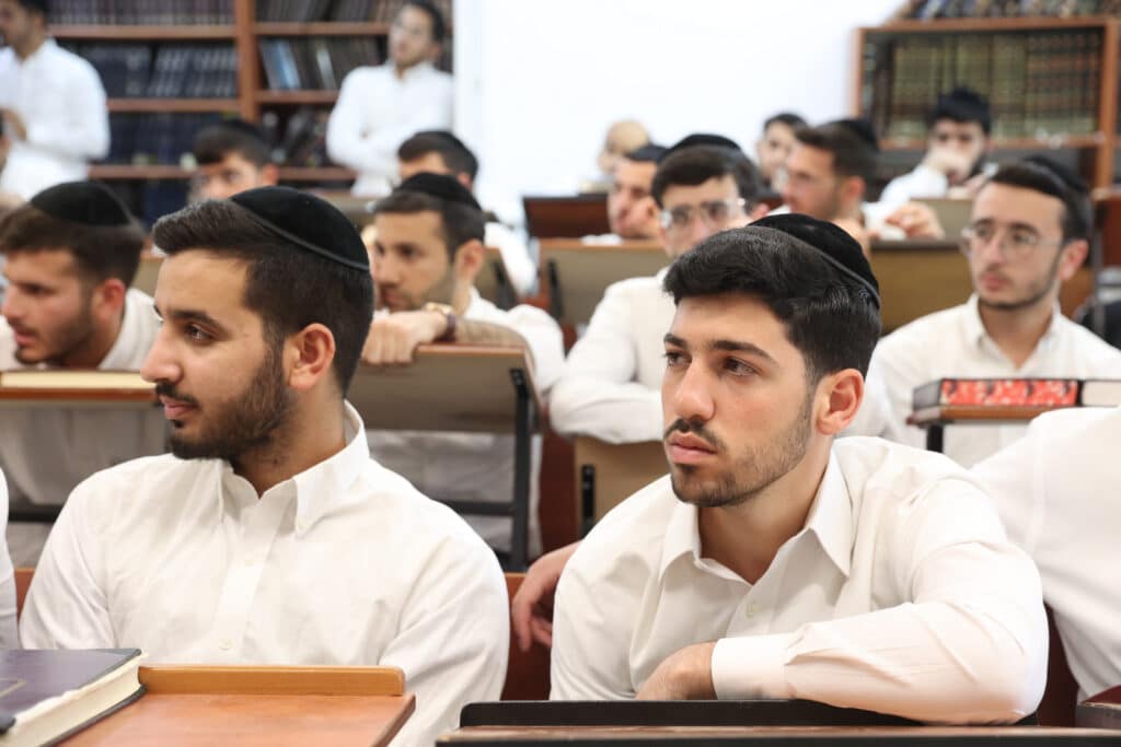 בישיבה הירושלמית קיבלו את התורה עם חבר המועצת