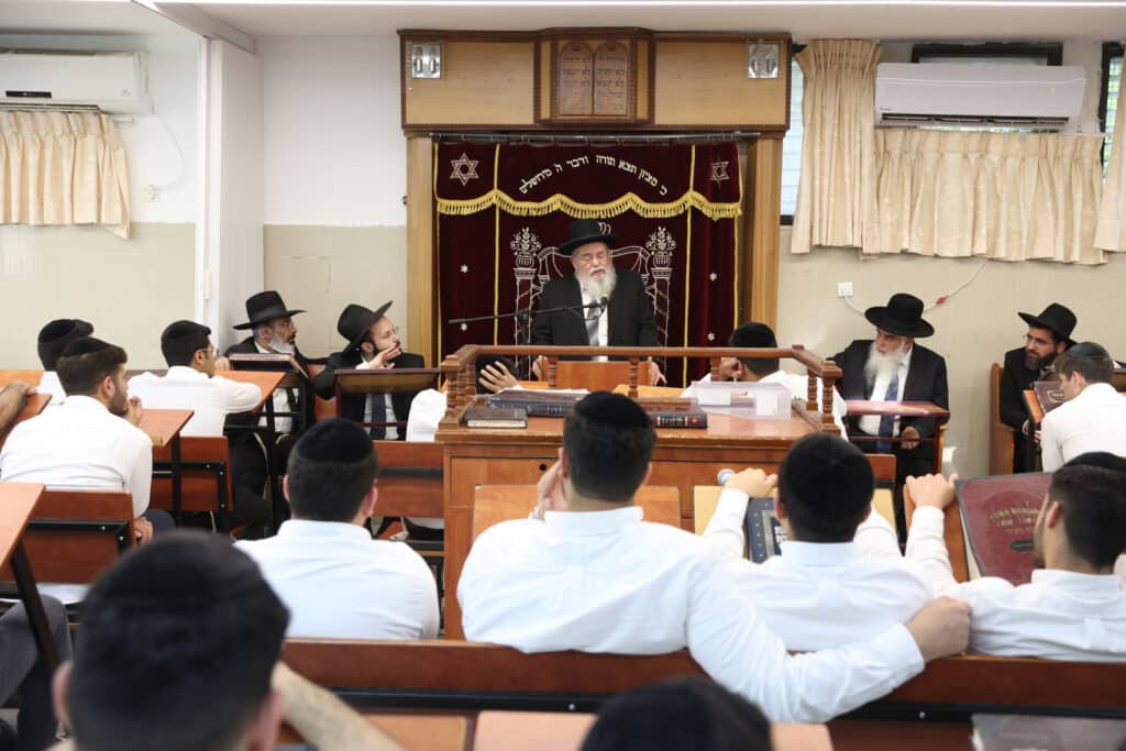 בישיבה הירושלמית קיבלו את התורה עם חבר המועצת