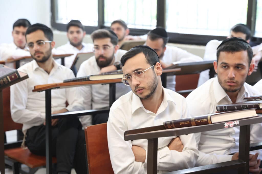 בישיבה הירושלמית קיבלו את התורה עם חבר המועצת