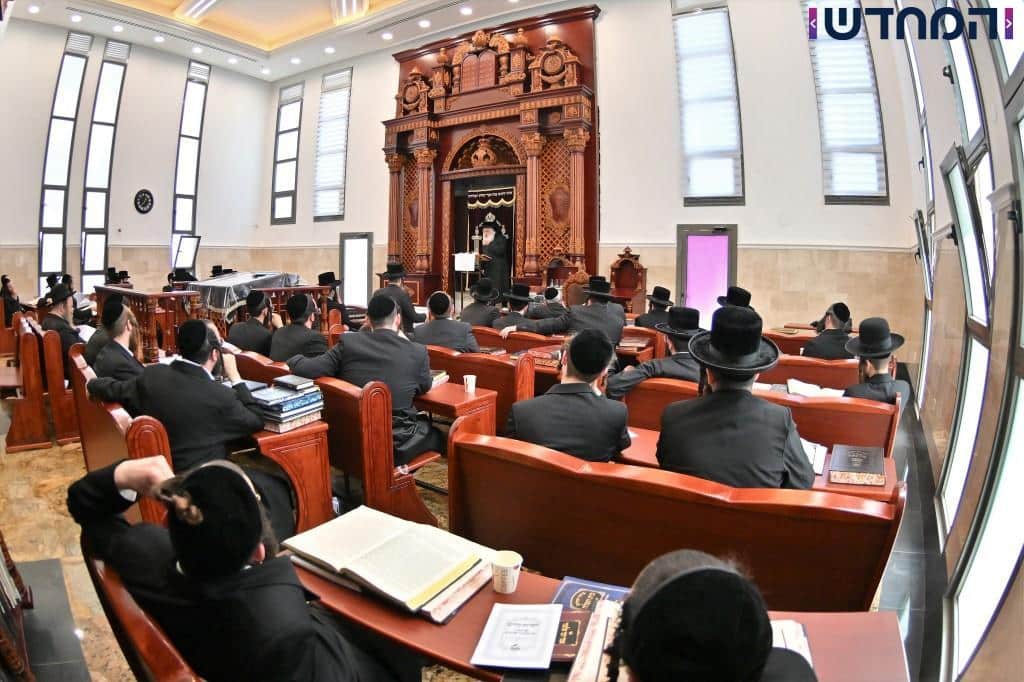 האדמו"ר מדושינסקיא ביקר בכולל החסידי