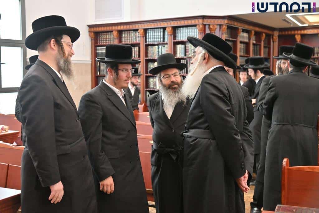האדמו"ר מדושינסקיא ביקר בכולל החסידי