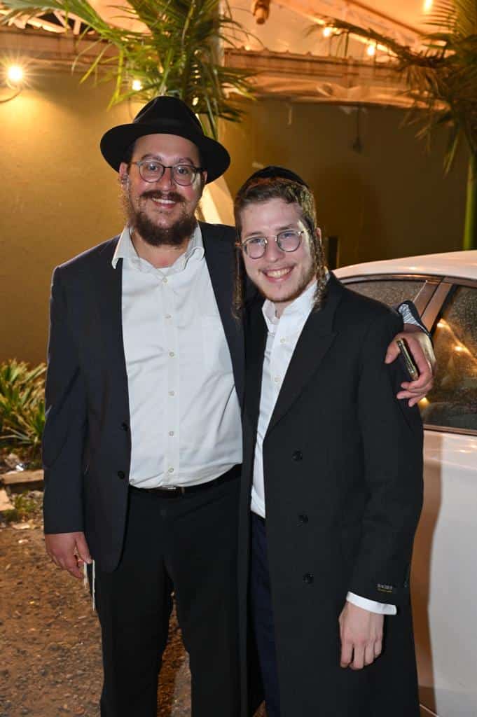 איש התקשורת התארס עם ביתו של רב העיר