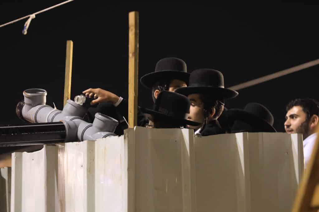 גלריה: ההדלקה המרכזית שע"י קהילת ברסלב "נחלי נצח"