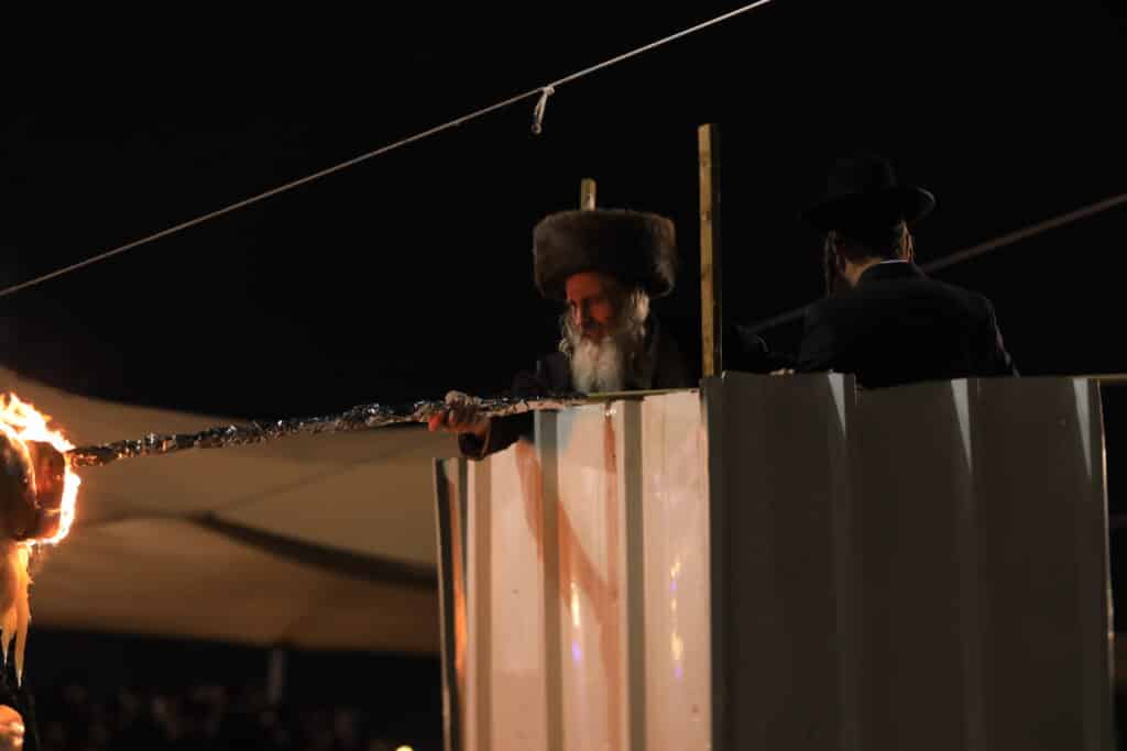 גלריה: ההדלקה המרכזית שע"י קהילת ברסלב "נחלי נצח"