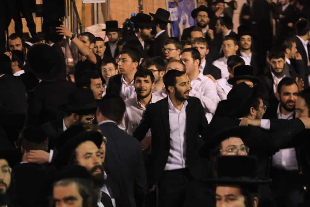 גלריה: ההדלקה המרכזית שע"י קהילת ברסלב "נחלי נצח"