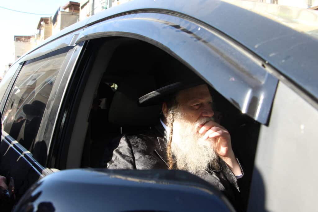 מסע ההלוויה: תיעוד מהעדשה של איתי קצב • גלריה