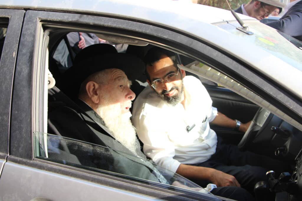 מסע ההלוויה: תיעוד מהעדשה של איתי קצב • גלריה