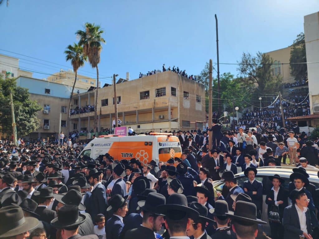 מתקשים להיפרד: תם מסע הלווייתו של מרן ראש הישיבה