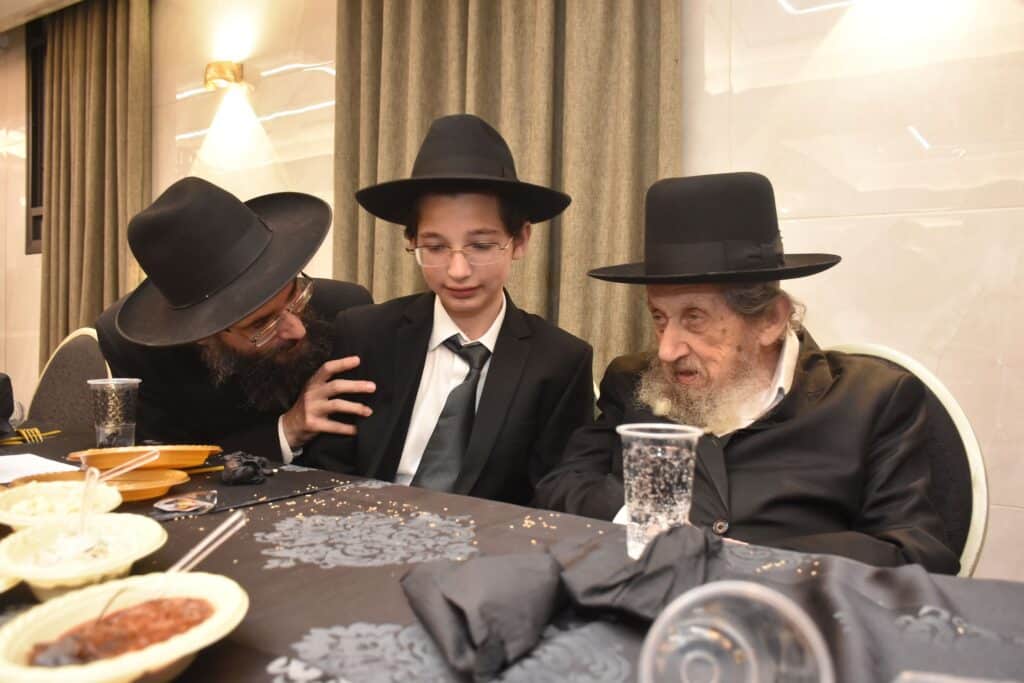 הגר"ד לנדאו הלך לבר מצווה של הנין