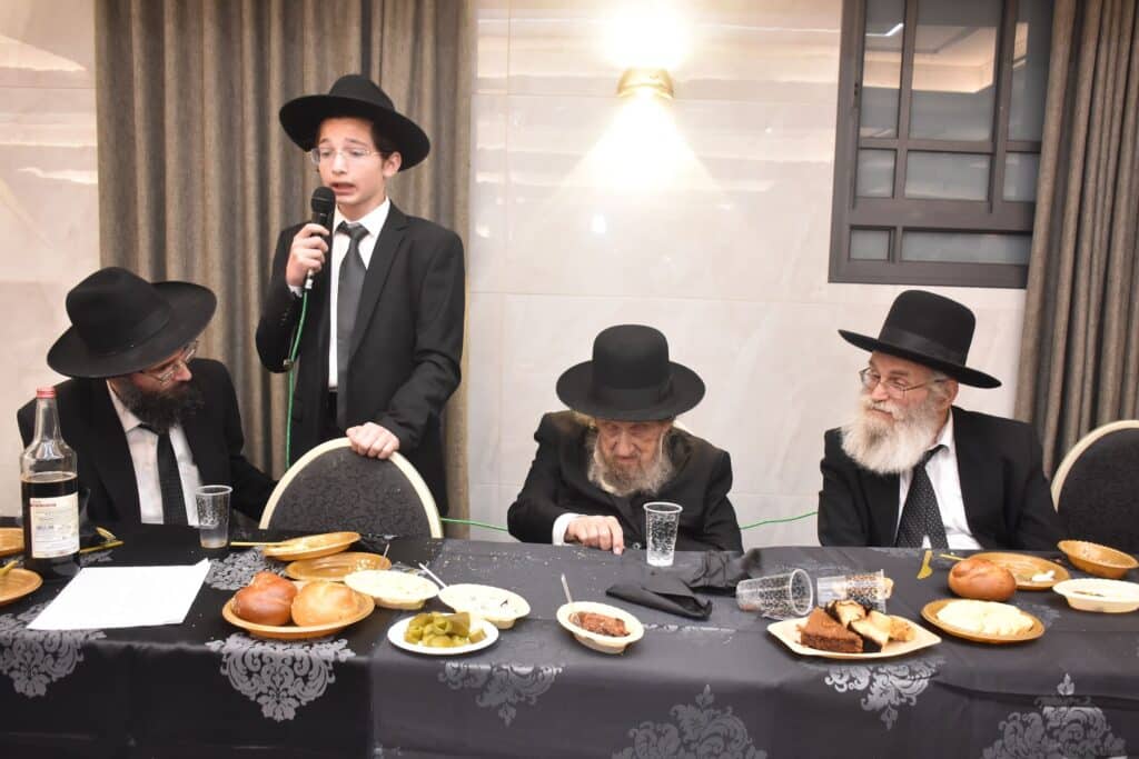 הגר"ד לנדאו הלך לבר מצווה של הנין