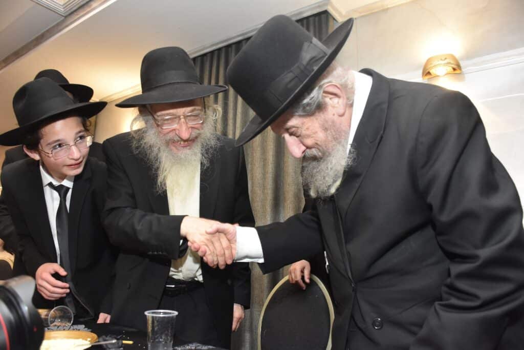 הגר"ד לנדאו הלך לבר מצווה של הנין