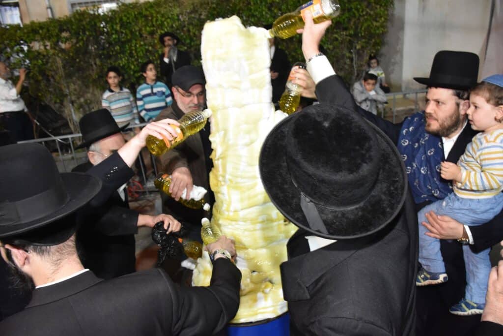  ל"ג בעומר בחצר הקודש אשלג 