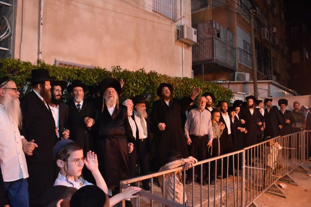  ל"ג בעומר בחצר הקודש אשלג 