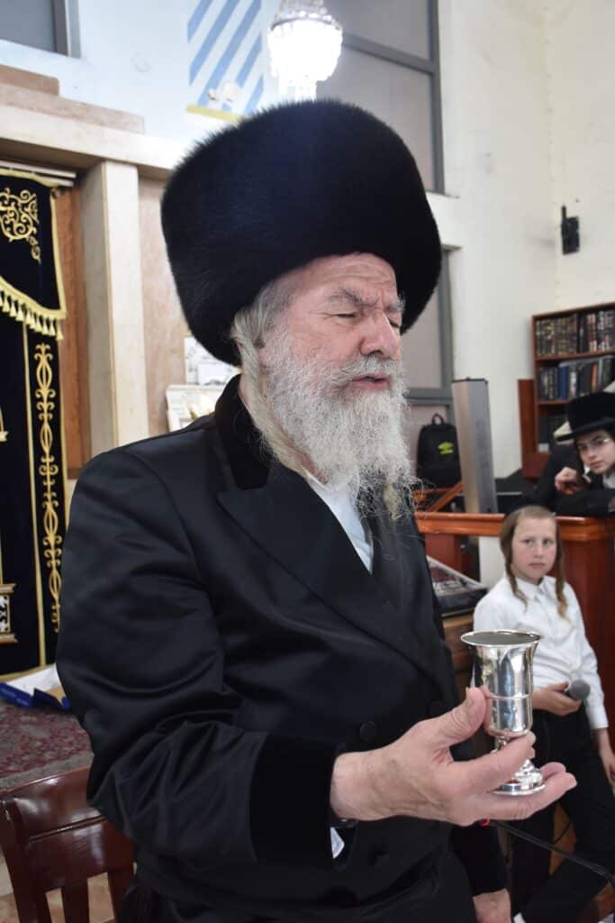  ל"ג בעומר בחצר הקודש אשלג 