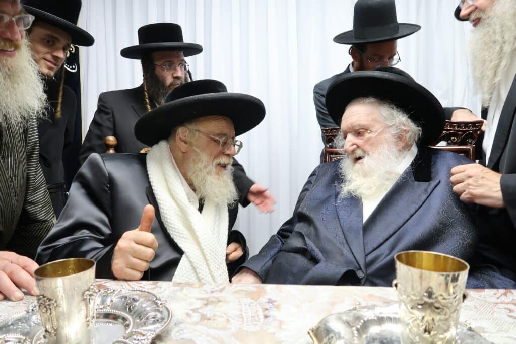 בדרך לאוסטריה: האדמו"ר מתולדות אהרון ביקש ברכה מהראב"ד