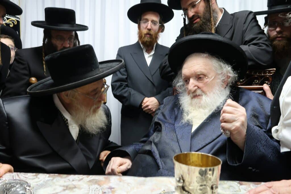 בדרך לאוסטריה: האדמו"ר מתולדות אהרון ביקש ברכה מהראב"ד