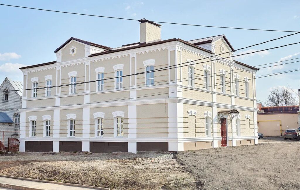 אחרי עשור של שיפוצים: בית הכנסת העתיק נפתח