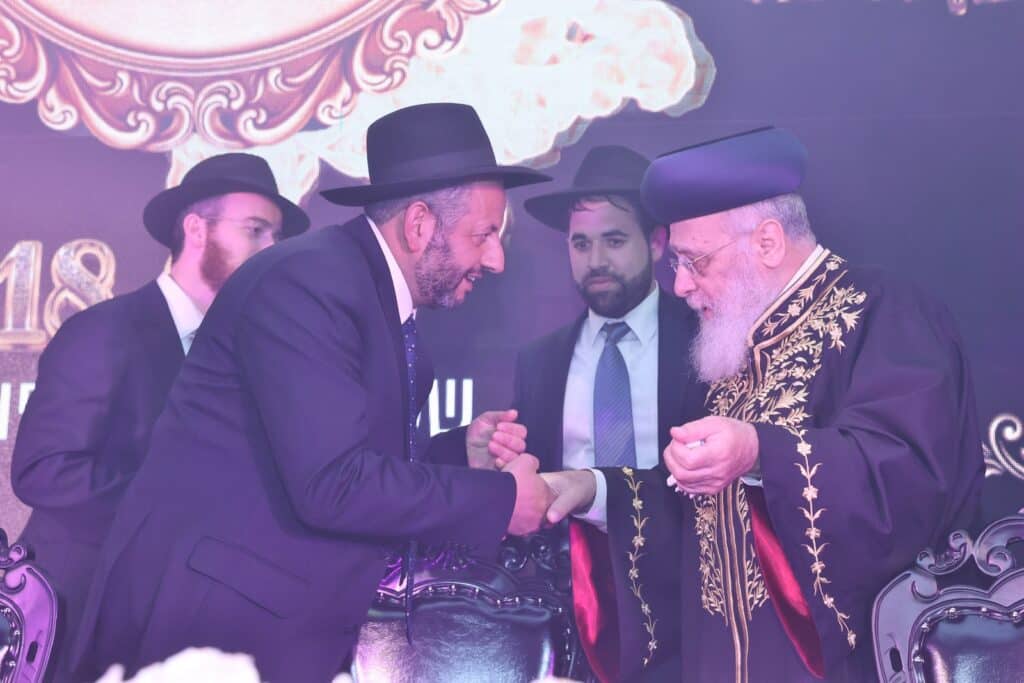 גדולי התורה באו להוקיר את בני התורה • גלריה