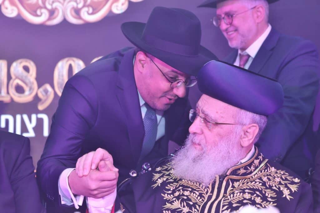 גדולי התורה באו להוקיר את בני התורה • גלריה