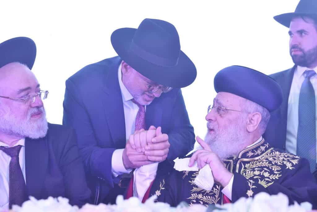 גדולי התורה באו להוקיר את בני התורה • גלריה