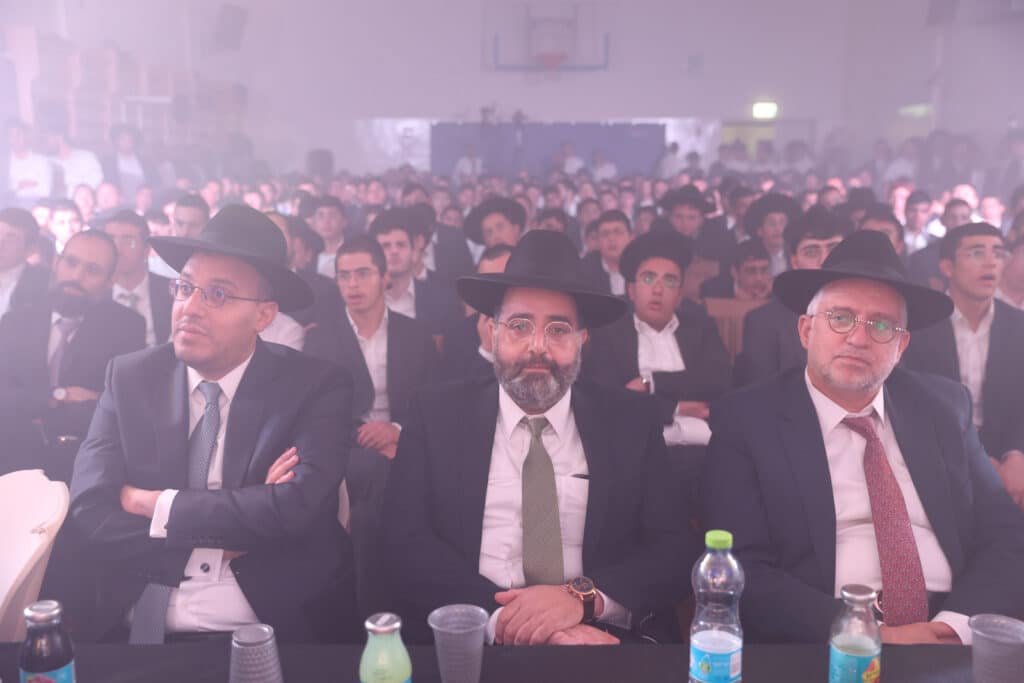 גדולי התורה באו להוקיר את בני התורה • גלריה