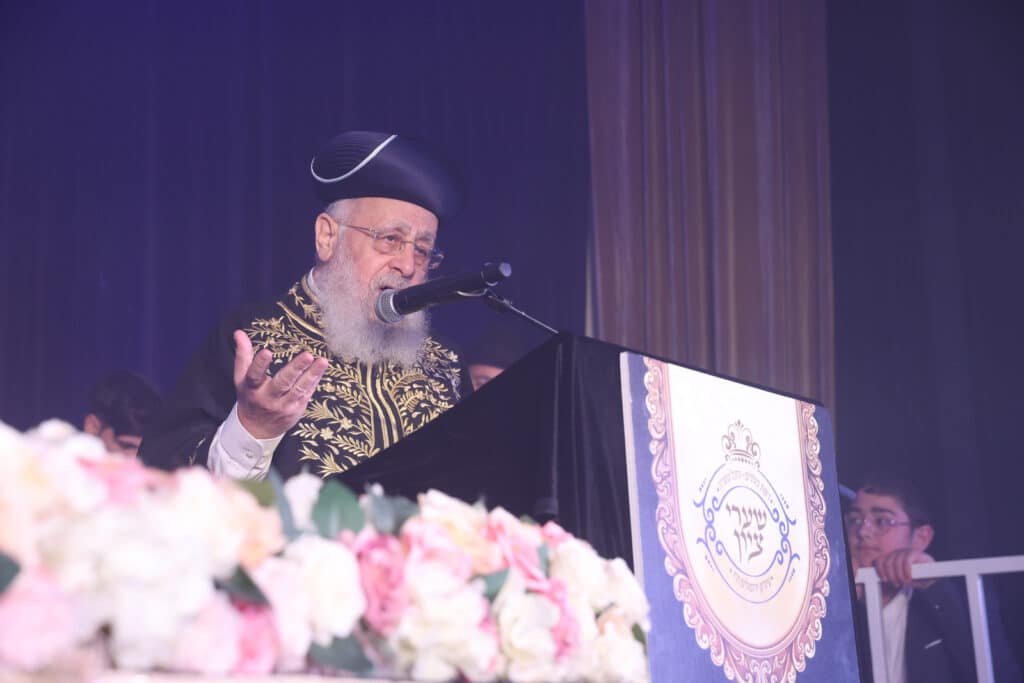 גדולי התורה באו להוקיר את בני התורה • גלריה