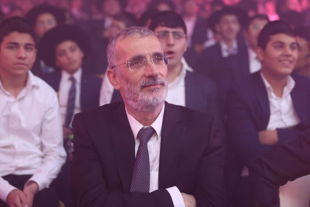 גדולי התורה באו להוקיר את בני התורה • גלריה