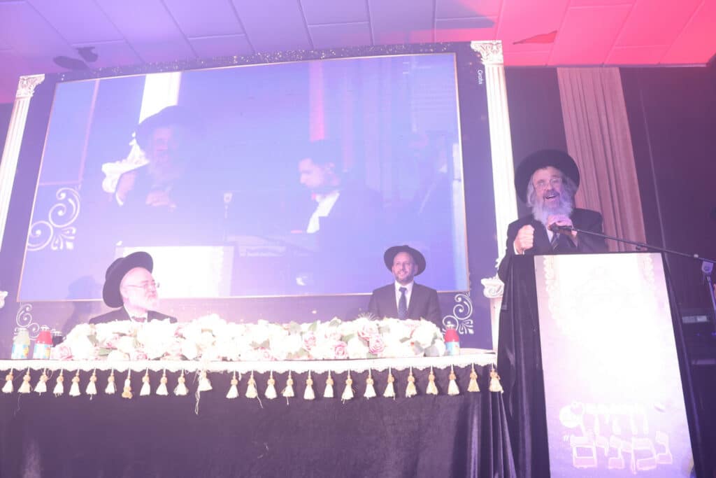 גדולי התורה באו להוקיר את בני התורה • גלריה