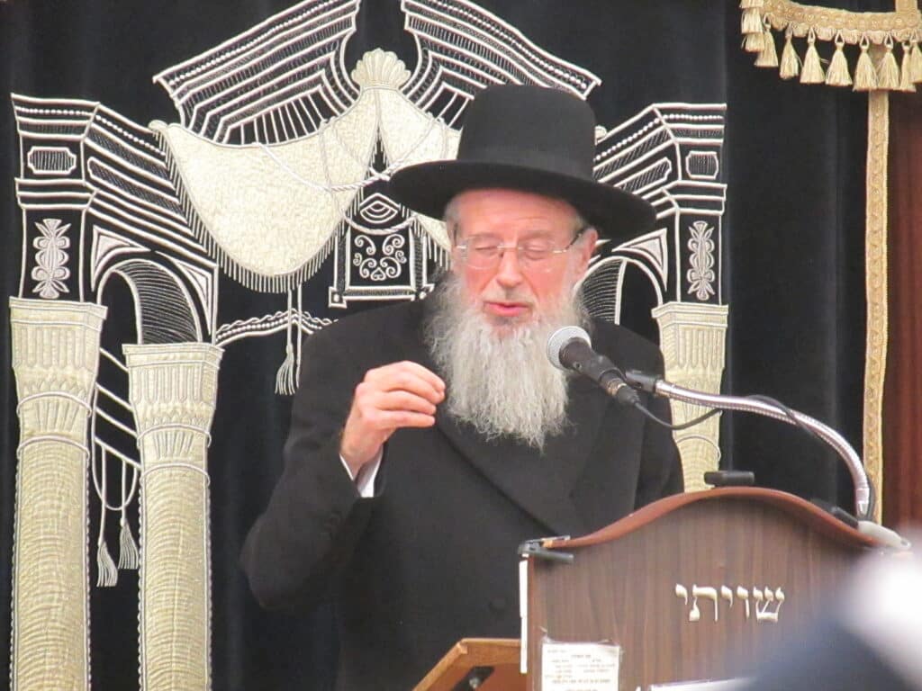 צפו בגלריה: ב-'קרית מלך' ספדו לנשיא הישיבה צפו בגלריה: ב-'קרית מלך' ספדו לנשיא הישיבה