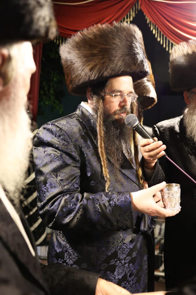 גלריה: בראחוב חגגו את שמחת נישואי בן האדמו"ר