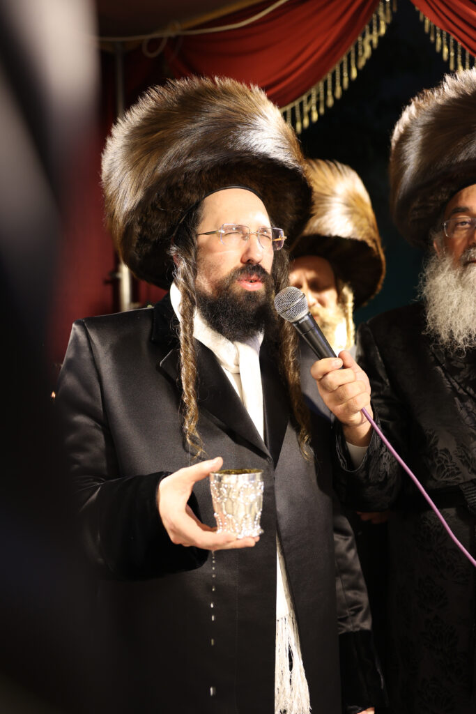 גלריה: בראחוב חגגו את שמחת נישואי בן האדמו"ר