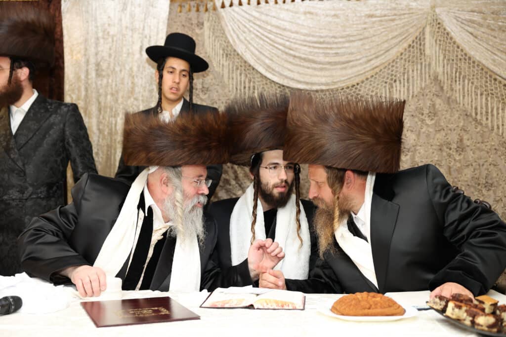 גלריה: בראחוב חגגו את שמחת נישואי בן האדמו"ר