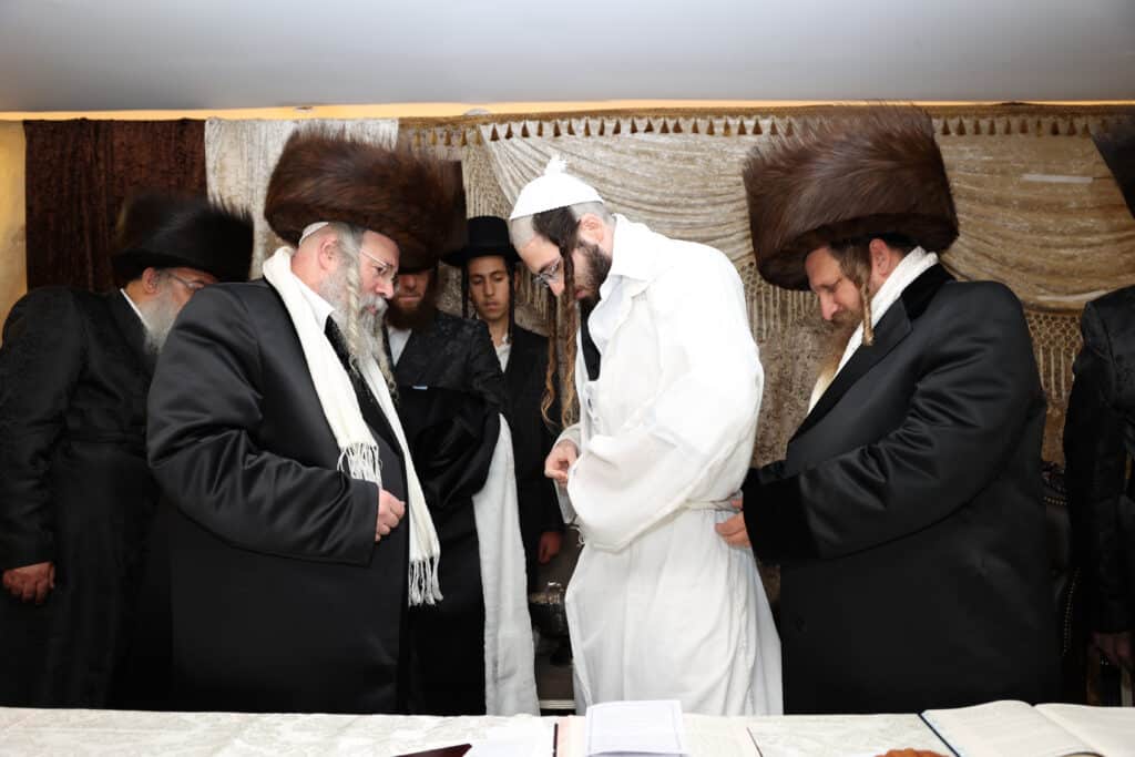 גלריה: בראחוב חגגו את שמחת נישואי בן האדמו"ר