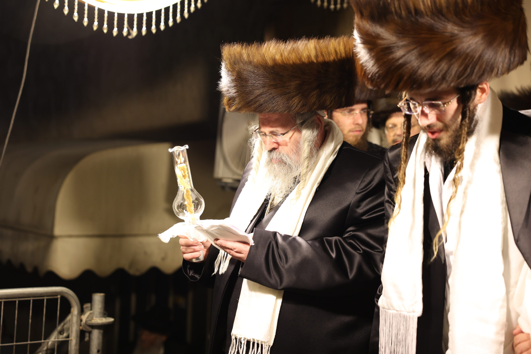 גלריה: בראחוב חגגו את שמחת נישואי בן האדמו"ר