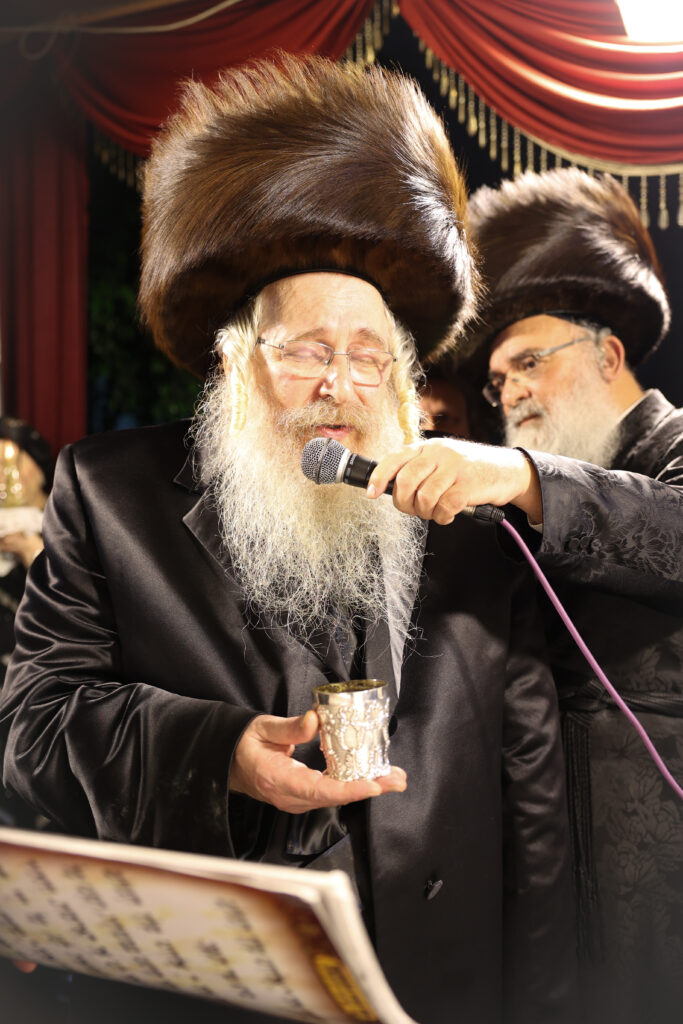 גלריה: בראחוב חגגו את שמחת נישואי בן האדמו"ר