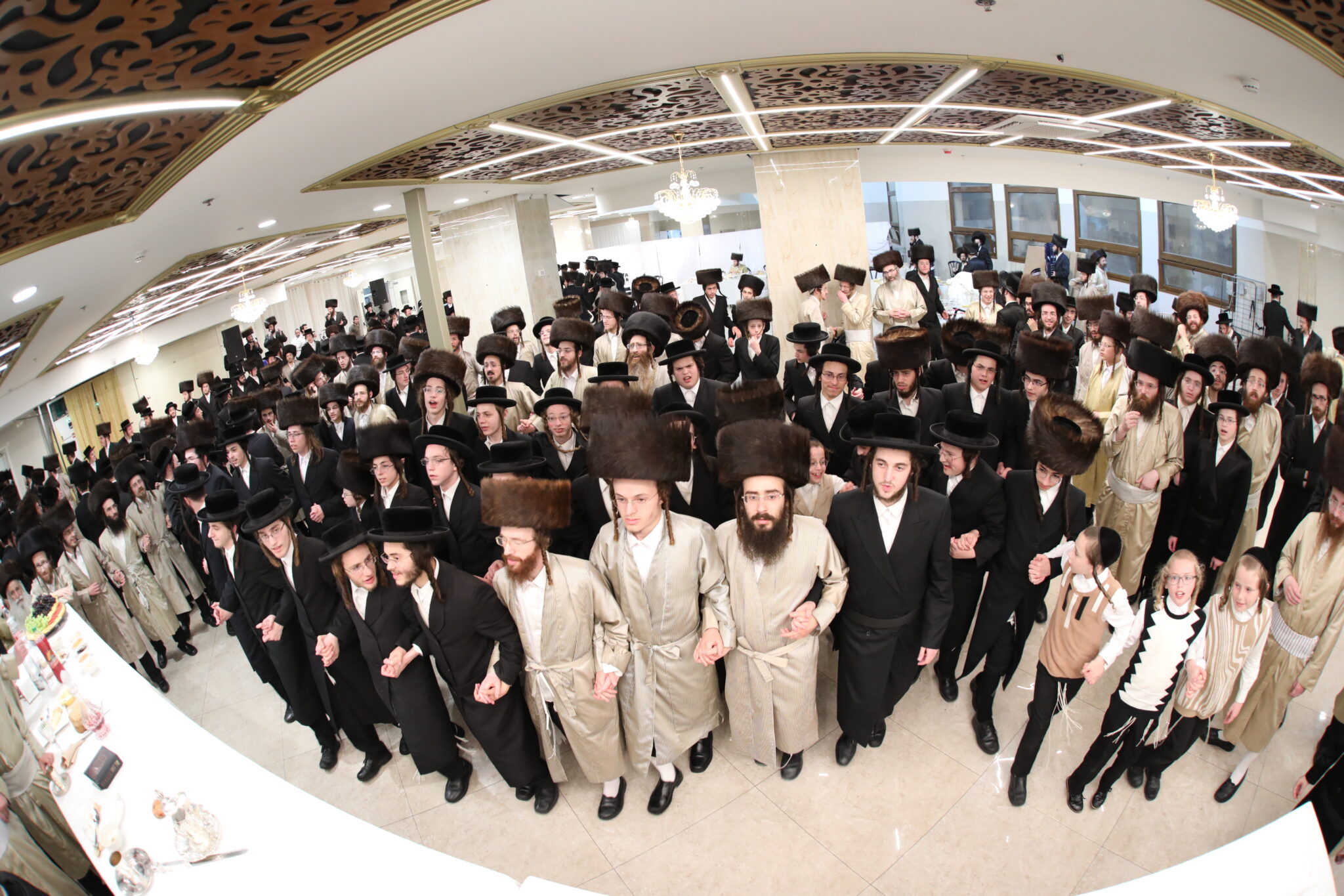 במשכנות הרועים חגגו פארשפיל לנכד האדמו"ר