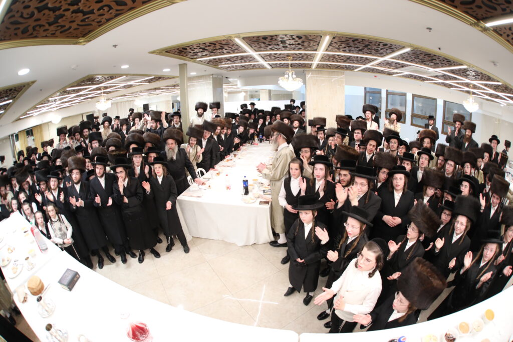 במשכנות הרועים חגגו פארשפיל לנכד האדמו"ר