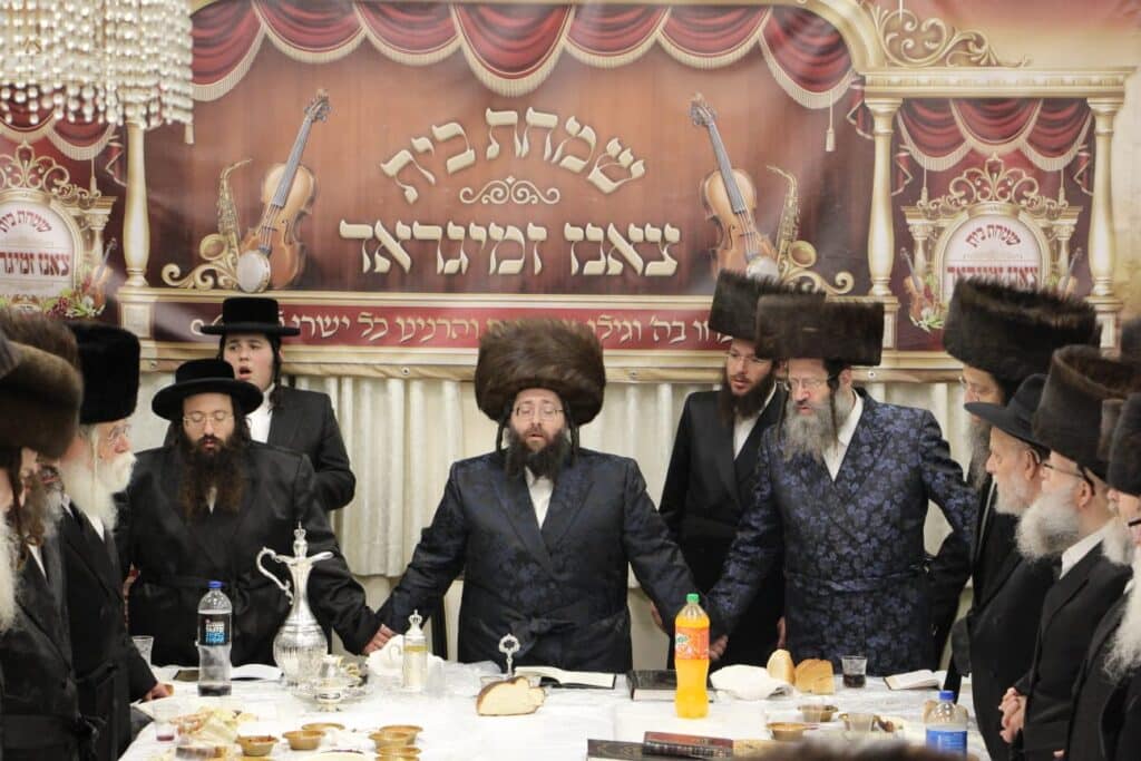 לקראת שמחת נישואיו: האדמו"ר התחדש בשטריימל