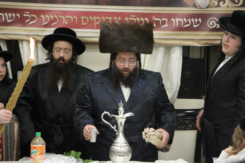 לקראת שמחת נישואיו: האדמו"ר התחדש בשטריימל