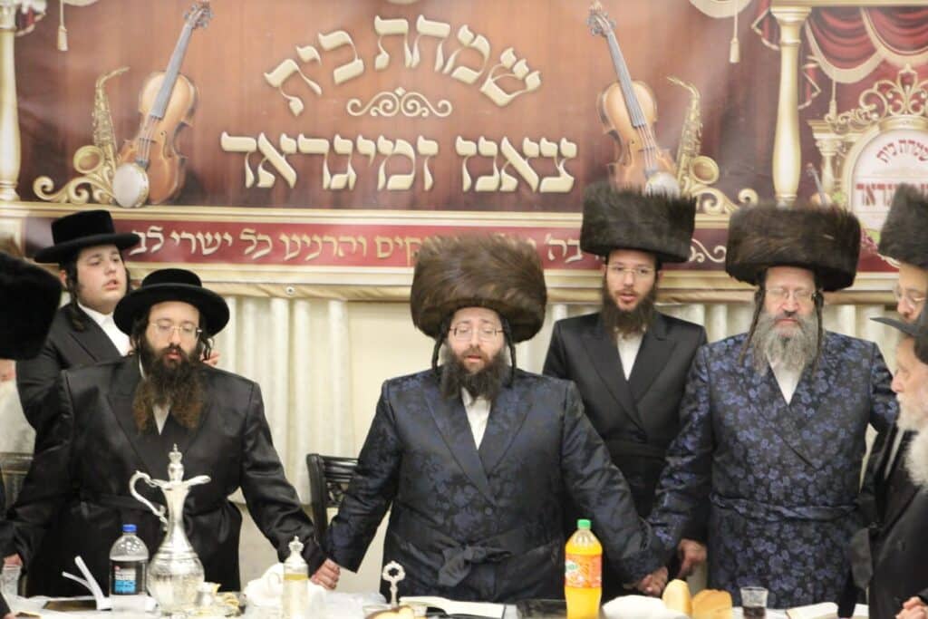 לקראת שמחת נישואיו: האדמו"ר התחדש בשטריימל