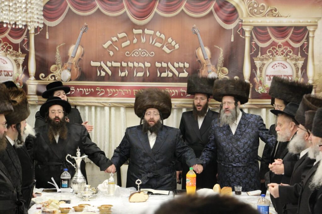 לקראת שמחת נישואיו: האדמו"ר התחדש בשטריימל