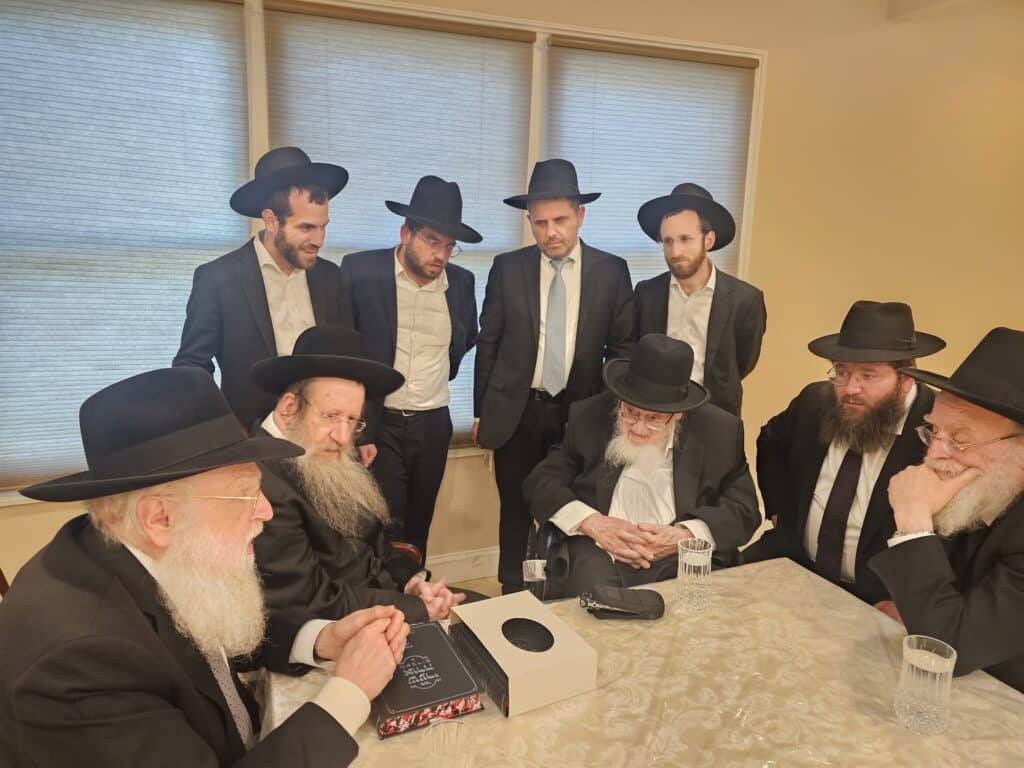 תיעוד ענק ממסע החיזוק של מרן הגרמ"צ ברגמן